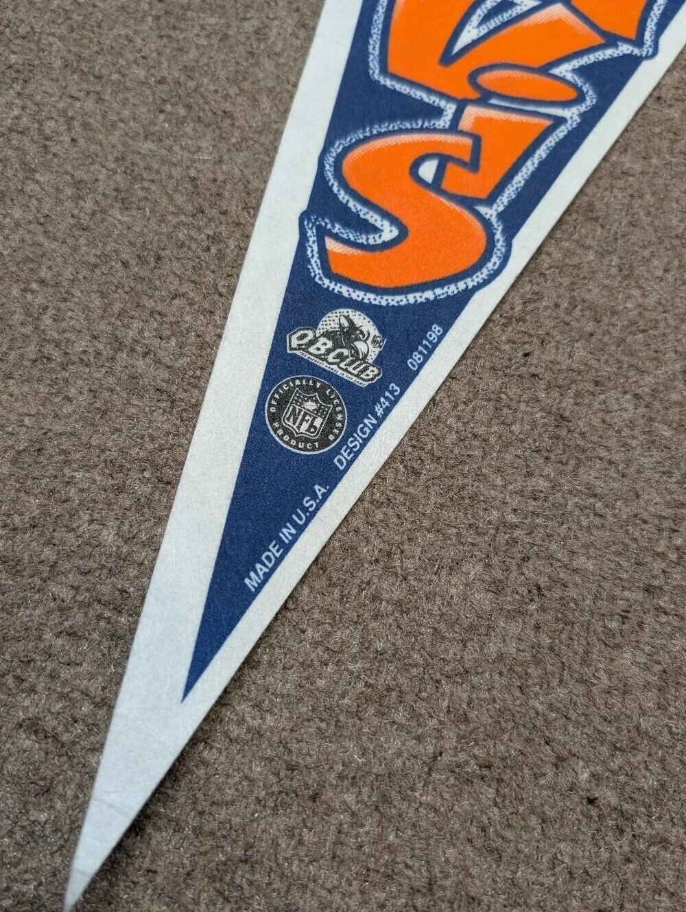 Vintage Terrell Davis Denver Broncos NFL Pennant